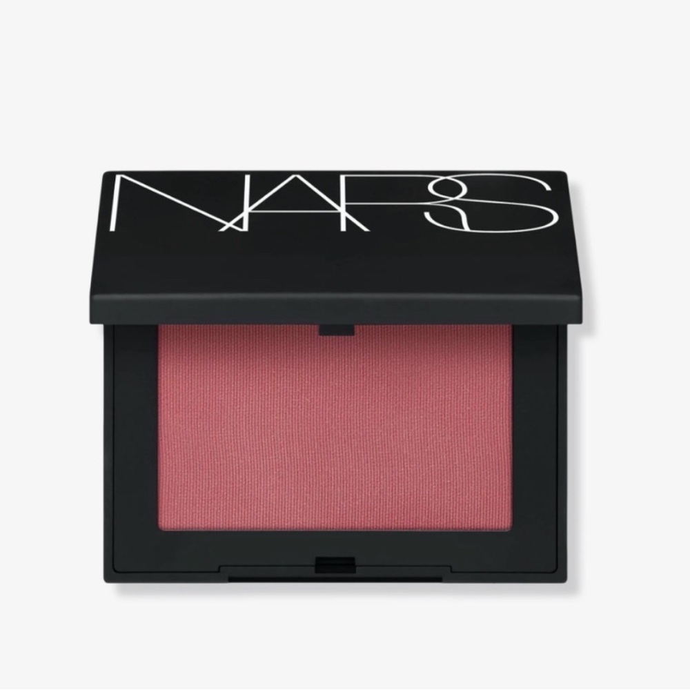 Nars Blush in “Dolce Vita”